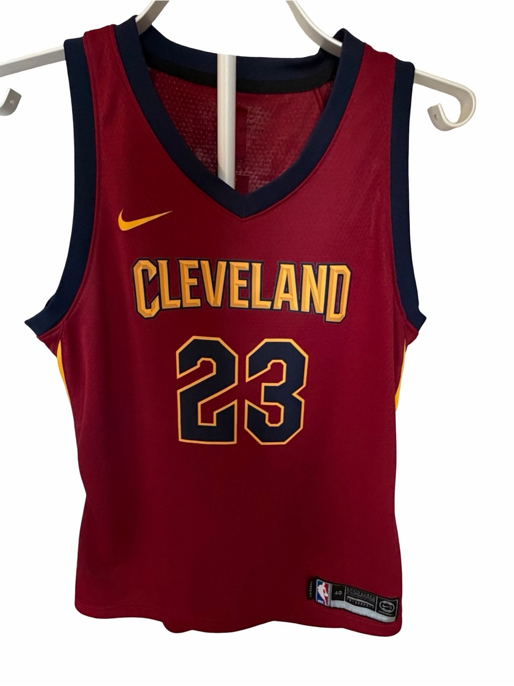 Nike LeBron James #23 Cleveland Cavaliers NBA Jersey Men’s M Size 40 Like New